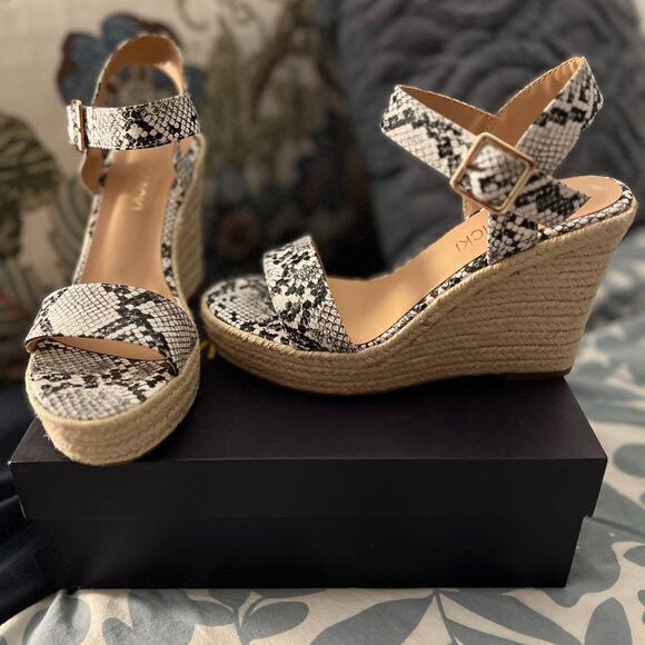 Snake Skin (faux!) Open Toe Espadrille Wedges - Picture 3 of 6